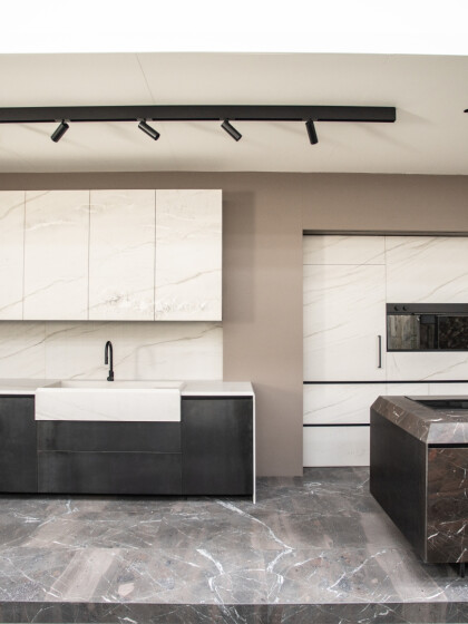 Kitchens in marble, granite, and quartzite: Kitche'n'joy, a true contemporary classic